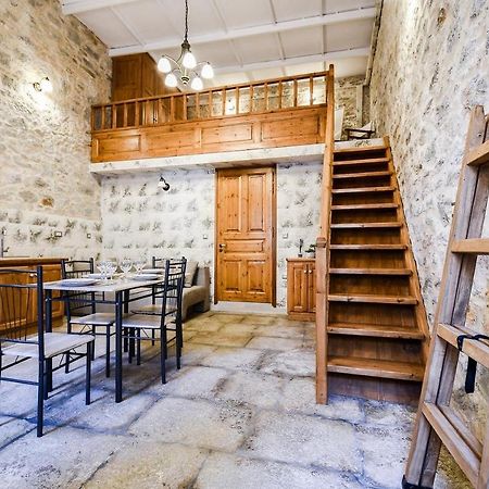 Stone Living Symi Central Apartments ภายนอก รูปภาพ