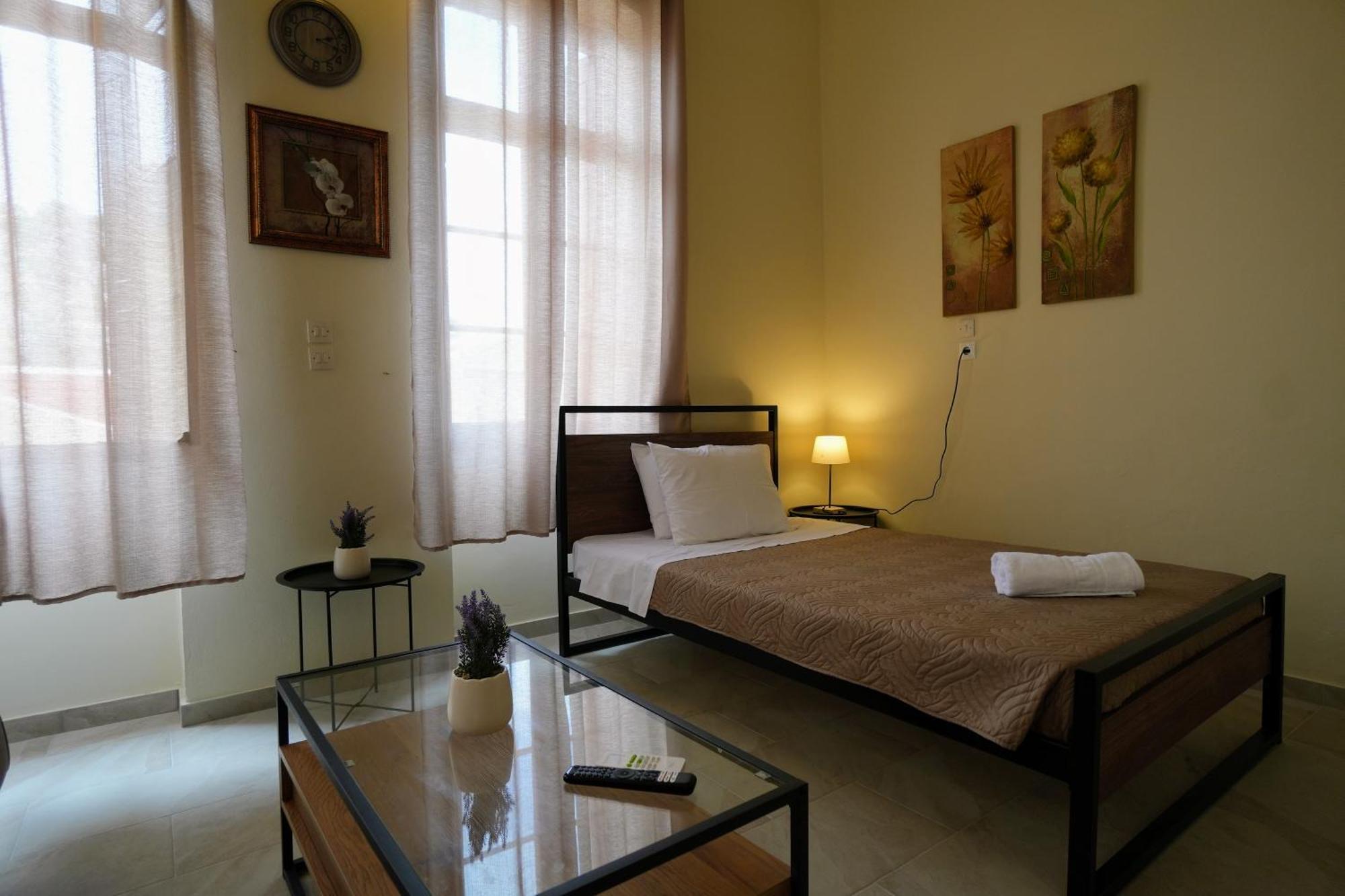 Stone Living Symi Central Apartments ภายนอก รูปภาพ